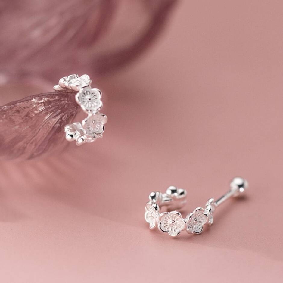 Sterling Silver Daisy Petal Curl Stud Earrings